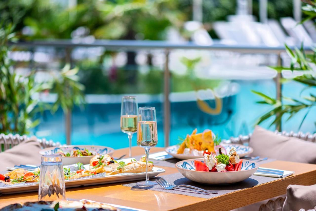 Siena Premium Retreat Hotel Lozenets Bagian luar foto