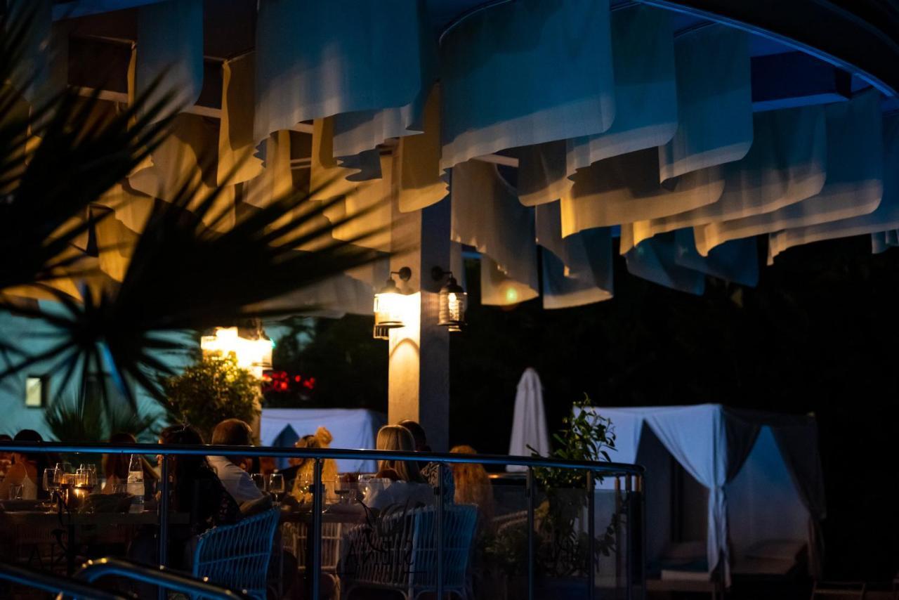 Siena Premium Retreat Hotel Lozenets Bagian luar foto